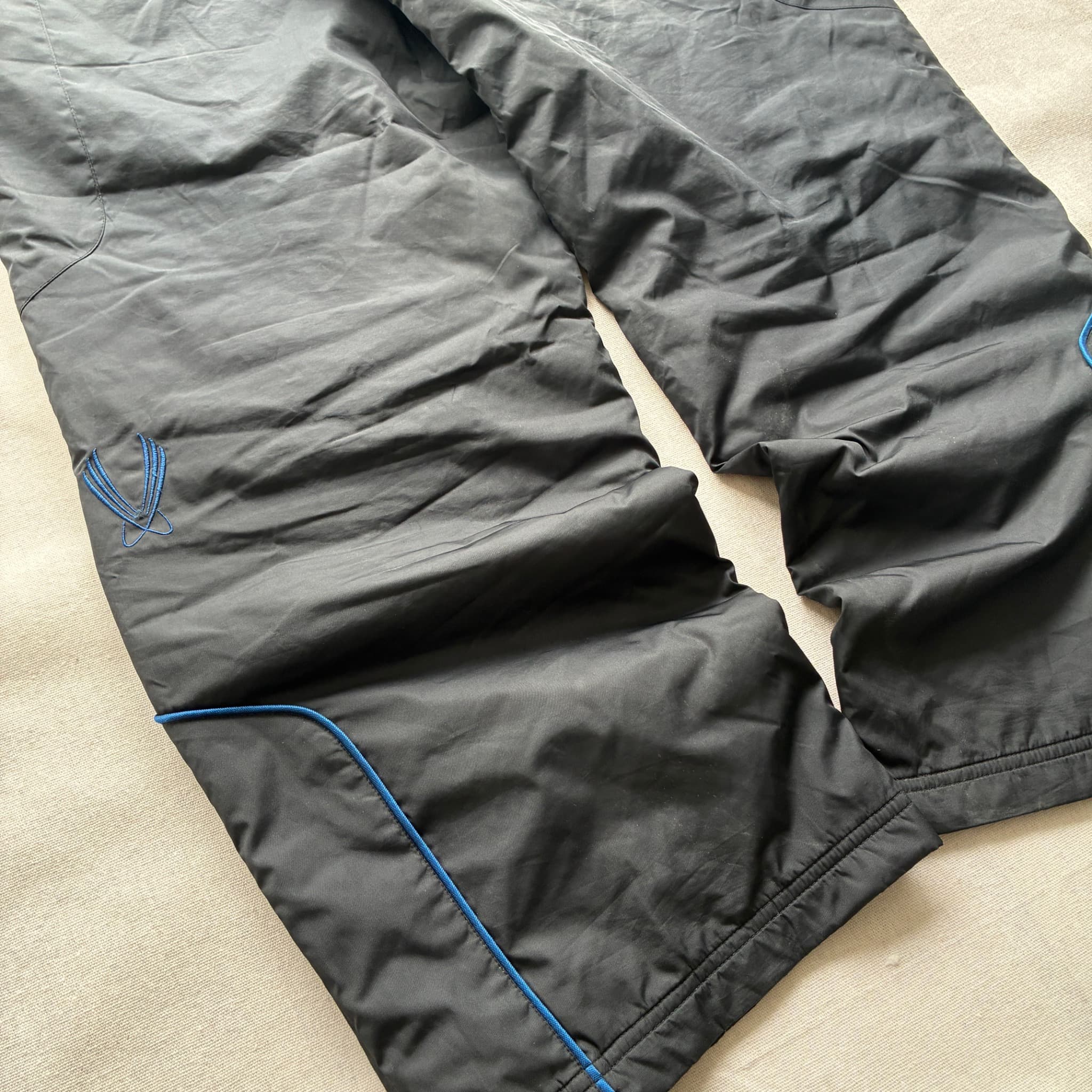 Vintage Nike Clima-Fit Nylon Track Pants Black Blue Knee Vents XL — photo 4 of 6