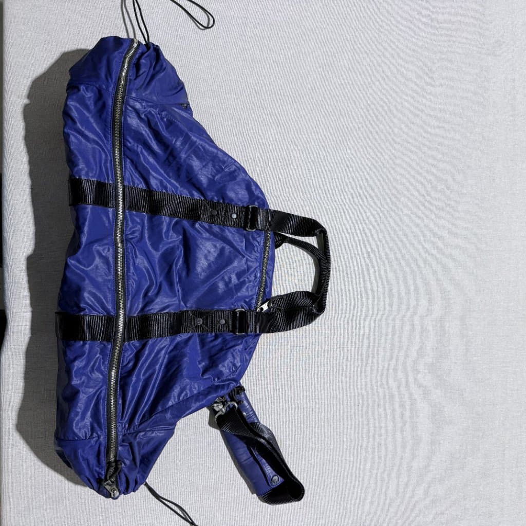 Y-3 Blue Nylon Duffle Bag With Adjustable Straps — photo 6 of 8